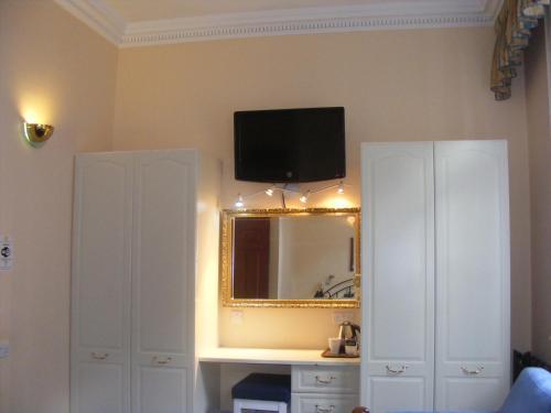 Mermaid Suite Hotel