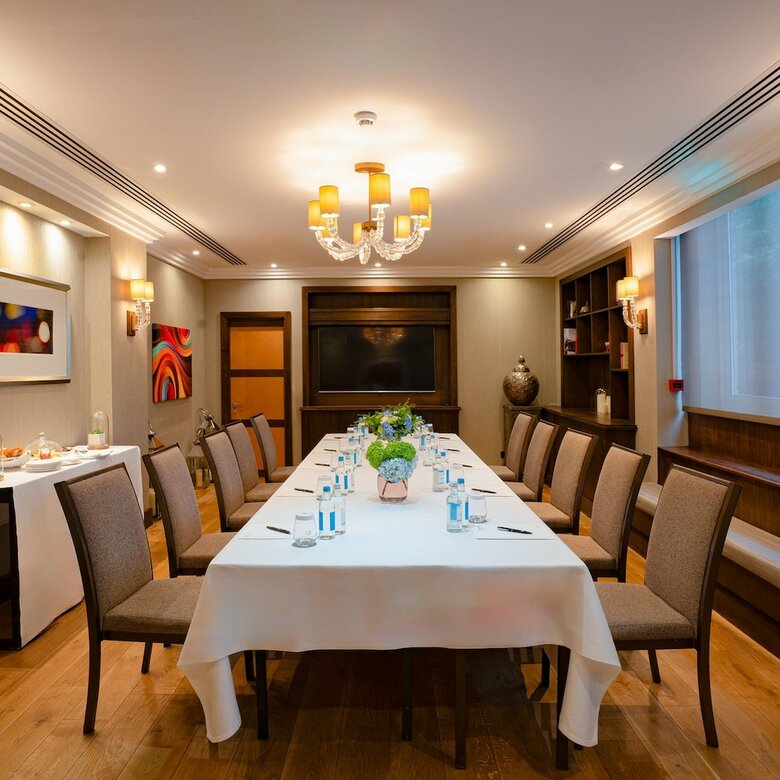 Jumeirah Lowndes Hotel