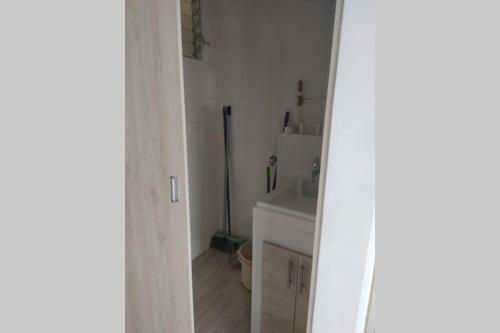 Apartamento Departamento Completo Pe�alisa Limonar - Ricaurte
