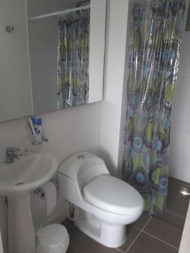 Apartamento Condominio Pe�azul-la Aldea.