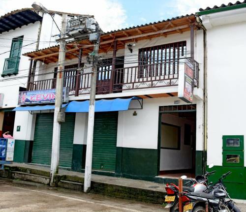 Albergue Hotel El Turista