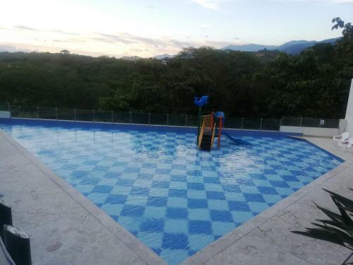 Gran Apartamento En Para�so Del Sol