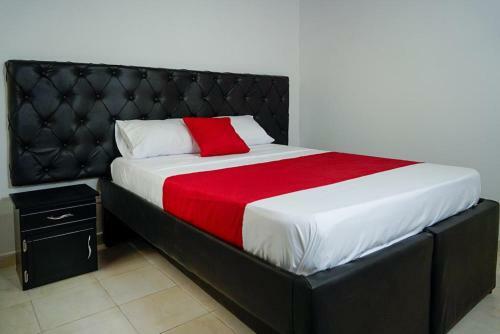 Aparta Hotel El Rosario 1