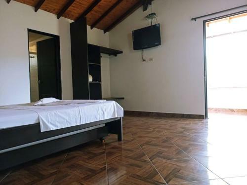 Casa Caba�a Balconcitos En San Gil