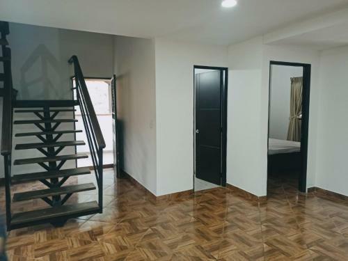 Casa Caba�a Balconcitos En San Gil