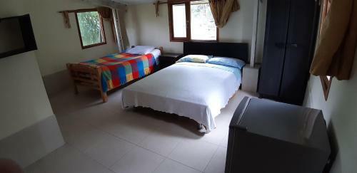 Hotel Centro Vacacional Y Recreativo La Ermita - Sasaima