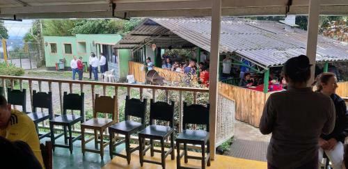 Hotel Centro Vacacional Y Recreativo La Ermita - Sasaima