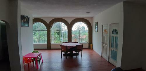 Hotel Centro Vacacional Y Recreativo La Ermita - Sasaima