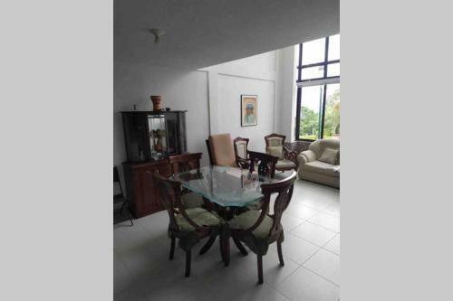 Casa Campestre En Club House La Cantera.