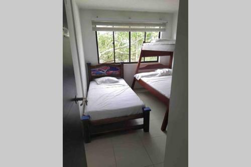 Casa Campestre En Club House La Cantera.