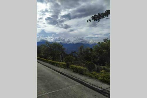 Casa Campestre En Club House La Cantera.