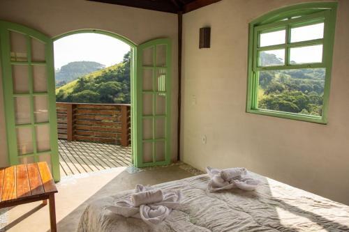 Chal� Master Com Piscina De Borda Infinita