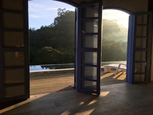Chal� Do Lago Em Cunha