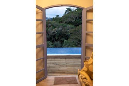 Chal� Do Lago Em Cunha