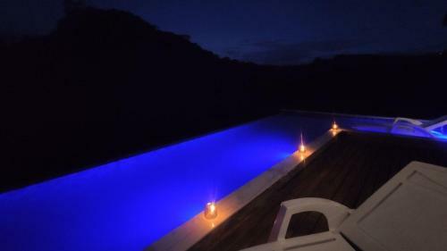 Chal� Do Lago Em Cunha