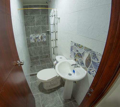 Albergue Kiman� Hostal