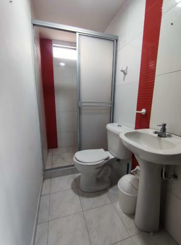 Apartamento Amoblado Central En Sta Rosa Cerca A Termales