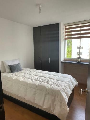 Apartamento Amoblado Completamente Bella Vista