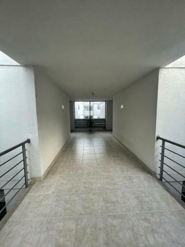 Apartamento Amoblado Completamente Bella Vista