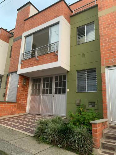 �incre�ble Apartamento Amoblado (con Parqueadero)!