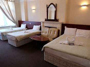 Hostal Charlotte Guest House