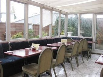 Hostal Charlotte Guest House