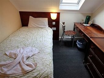 Hostal Charlotte Guest House