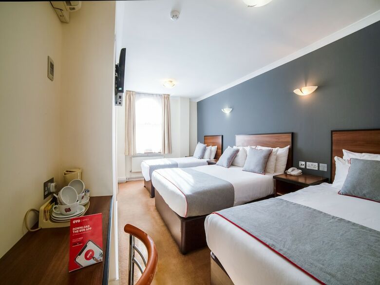 Elysee Hotel - Hyde Park