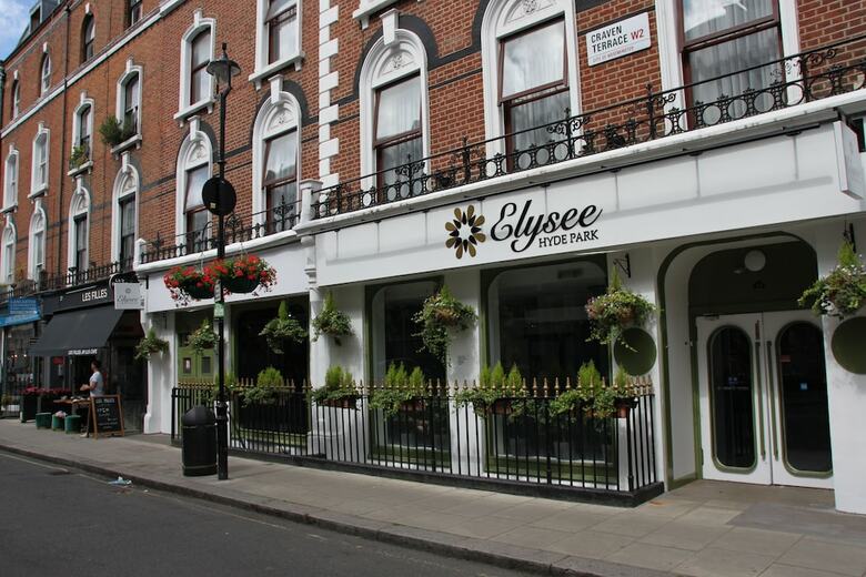 Elysee Hotel - Hyde Park
