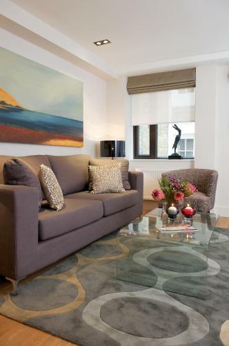 Apartamentos Fraser Residence City