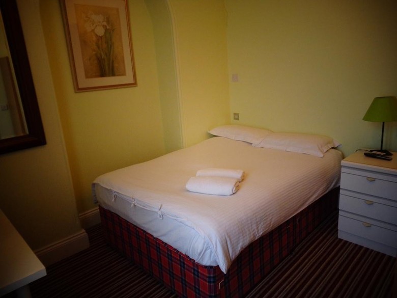 Hostal Aron Guesthouse