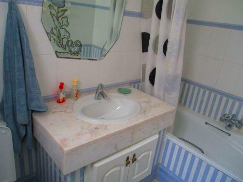 Bed & Breakfast Marinavilla Premier Entire House