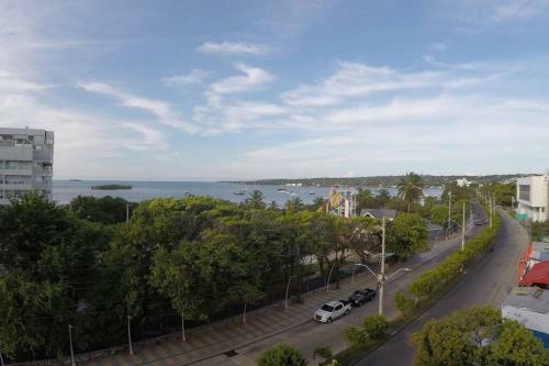 Hermoso Y Amplio Apartamento Con Vista Al Mar