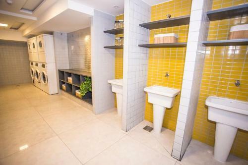 Apartamento Studio Novo E Central Com Ar Condicionado - All0817