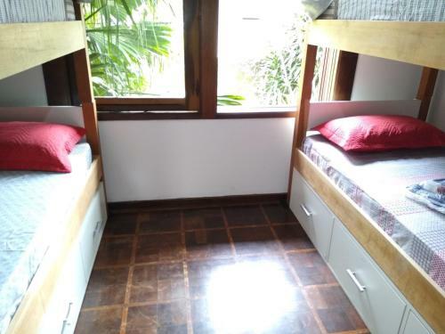 Hostel Kombi Curitiba - Filial Jardim Bot�nico