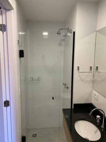 Apartamento Studio Luxo Casal - Central - Ayn009