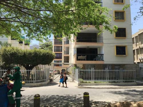 Apartamento Edificio Playa Apto 4b Rodadero