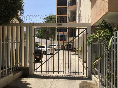 Apartamento Edificio Playa Apto 4b Rodadero