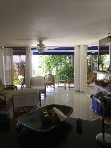 Apartment With Garden Right On The Beach!
