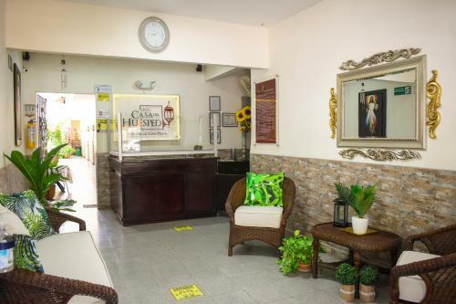 Hotel La Casa Del Huesped