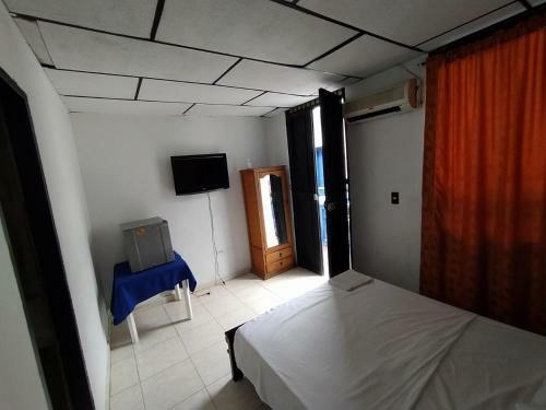 Hostal Hotel Andaluc�a Inn