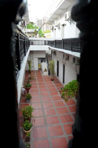 Hostal Hotel Andaluc�a Inn