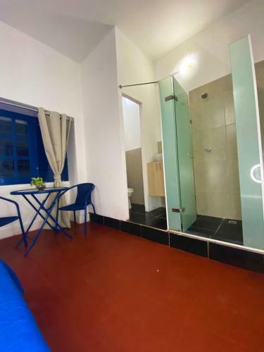 Hostal La Puerta Azul Hostel