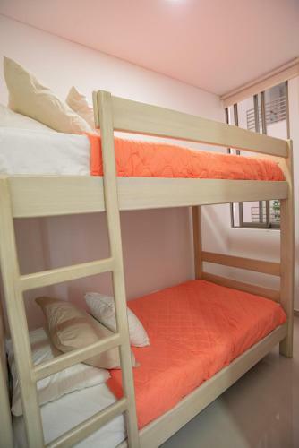 Apartamento Amoblado En Samaria, Primera L�nea De Playa!
