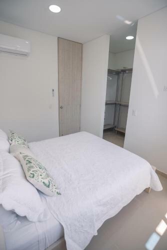 Apartamento Amoblado En Samaria, Primera L�nea De Playa!