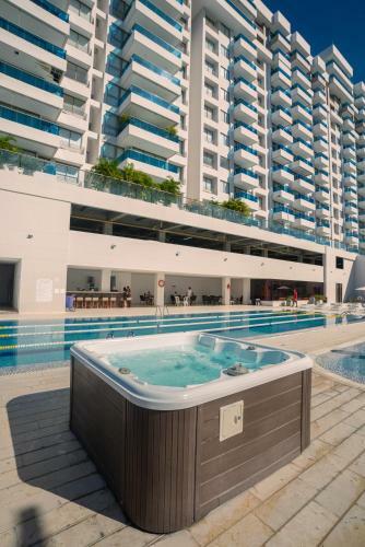 Apartamento Amoblado En Samaria, Primera L�nea De Playa!