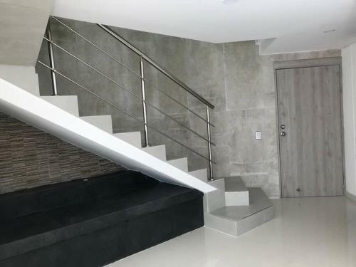 Apartamento Duplex En Santa Marta, Pozos Colorados