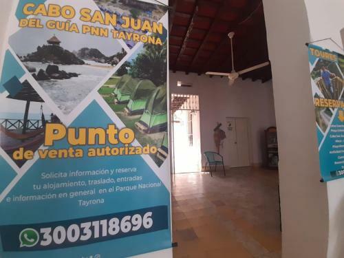 Bed & Breakfast Hostel Casa De Petra