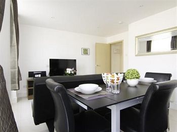 Apartamentos Belle Cour