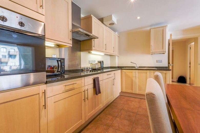 London Tower Bridge Apartments